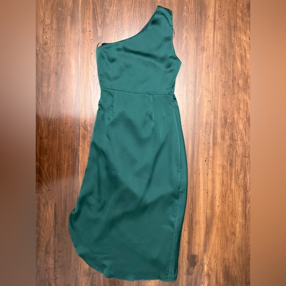 Sugarlips Chateau One Shoulder Ruched Belen Midi Dress Small Green Satin Chic - Picture 6 of 14